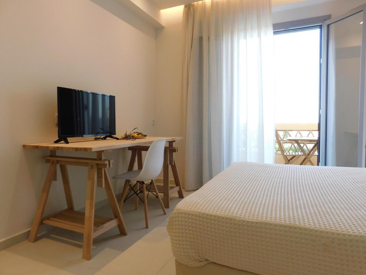 Orea Superior Rooms Kypseli Extérieur photo